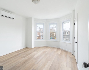5758 Spruce Street - Photo Thumbnail 21