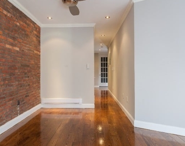 5 West 103rd Street - Photo Thumbnail 1