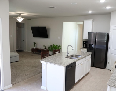 11500 Maple Leaf Way - Photo Thumbnail 9