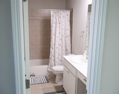 11500 Maple Leaf Way - Photo Thumbnail 25