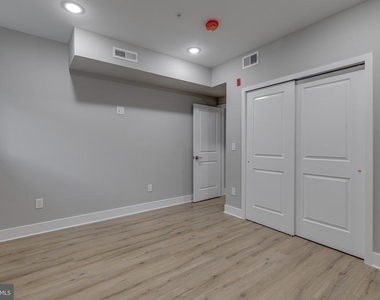 2113 W Master Street - Photo Thumbnail 21