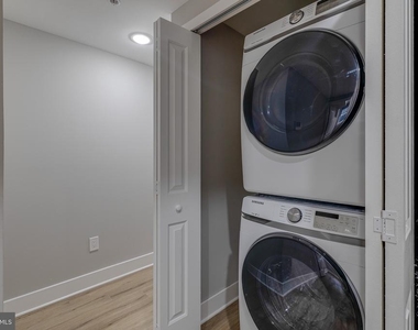2113 W Master Street - Photo Thumbnail 17