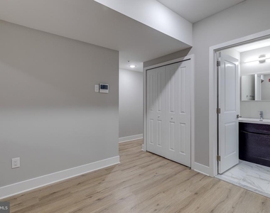 2113 W Master Street - Photo Thumbnail 15