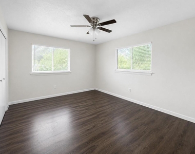 3106 Duval St - Photo Thumbnail 9