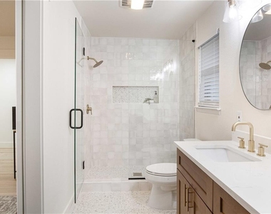 2508 Aldford Dr - Photo Thumbnail 17
