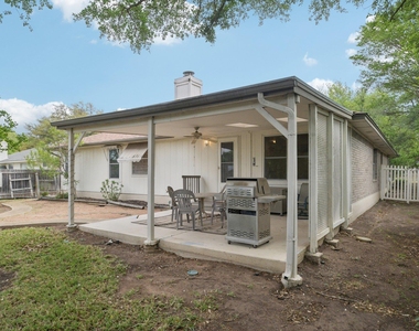 1300 Leah Ln - Photo Thumbnail 36