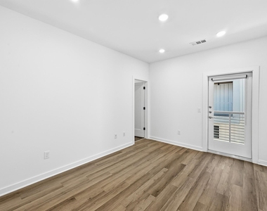 5924 S Congress Ave - Photo Thumbnail 13