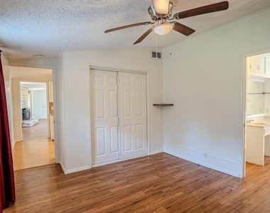16013 Edwards Dr - Photo Thumbnail 17