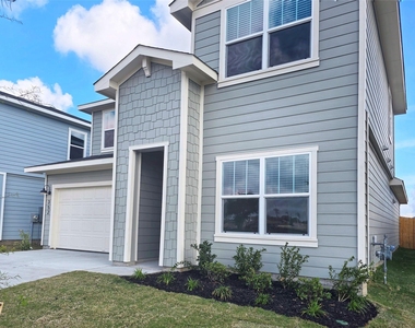 352 San Juan Trl - Photo Thumbnail 1