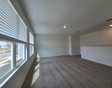 352 San Juan Trl - Photo Thumbnail 20