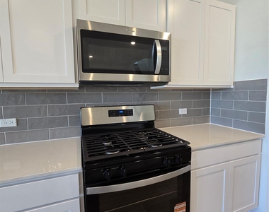 352 San Juan Trl - Photo Thumbnail 10