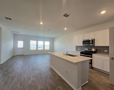 352 San Juan Trl - Photo Thumbnail 8