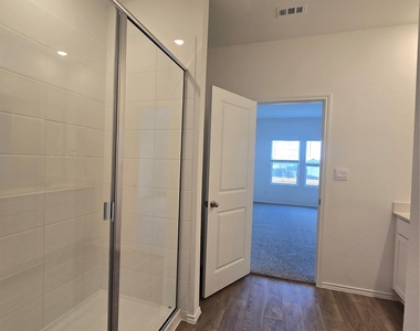 352 San Juan Trl - Photo Thumbnail 18