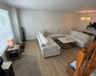 52 Stockton Court - Photo Thumbnail 2