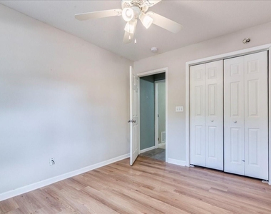 609 Cottonwood St - Photo Thumbnail 4