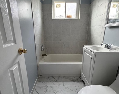 924 7th Street - Photo Thumbnail 11