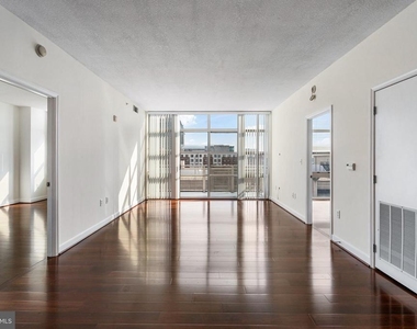 157 Fleet Street - Photo Thumbnail 9