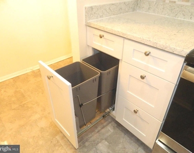 7925 Coriander Drive - Photo Thumbnail 18