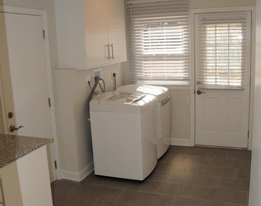 16632 Alden Avenue - Photo Thumbnail 16
