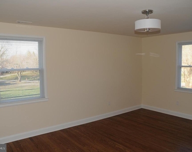 16632 Alden Avenue - Photo Thumbnail 25