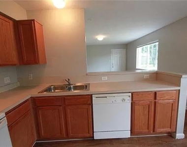7206 Twin Crest Dr - Photo Thumbnail 3