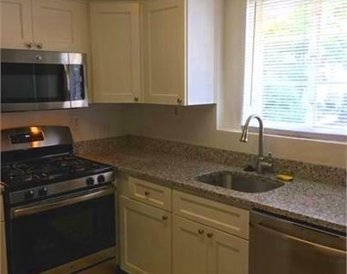 5319 Pooks Hill Road - Photo Thumbnail 2
