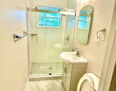 5319 Pooks Hill Road - Photo Thumbnail 26