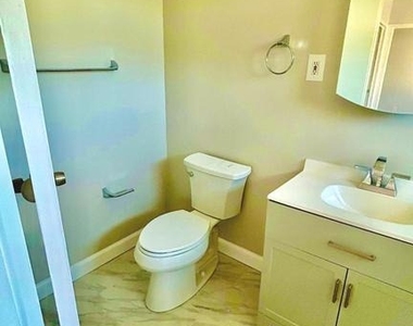 5319 Pooks Hill Road - Photo Thumbnail 31