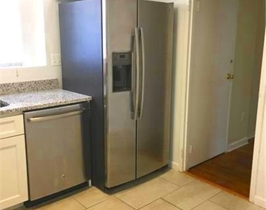 5319 Pooks Hill Road - Photo Thumbnail 4