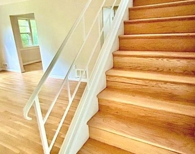 5319 Pooks Hill Road - Photo Thumbnail 36