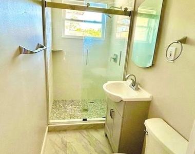 5319 Pooks Hill Road - Photo Thumbnail 27