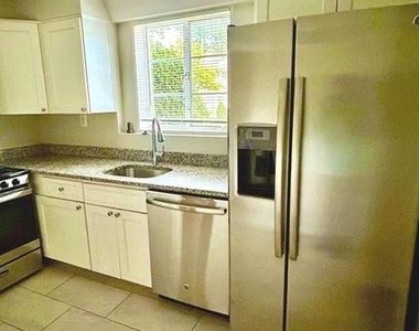 5319 Pooks Hill Road - Photo Thumbnail 13