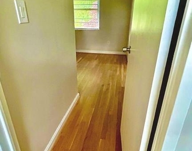5319 Pooks Hill Road - Photo Thumbnail 20
