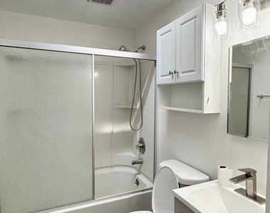 3111 Bero Road - Photo Thumbnail 11