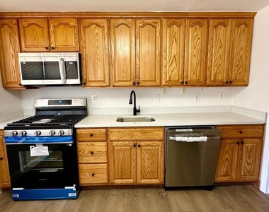 3111 Bero Road - Photo Thumbnail 4
