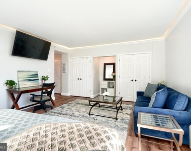 28 Allegheny Avenue - Photo Thumbnail 5