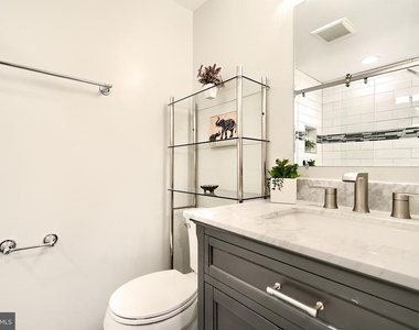 28 Allegheny Avenue - Photo Thumbnail 9