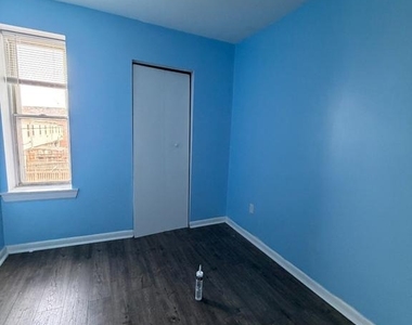 539 Gold Street - Photo Thumbnail 14