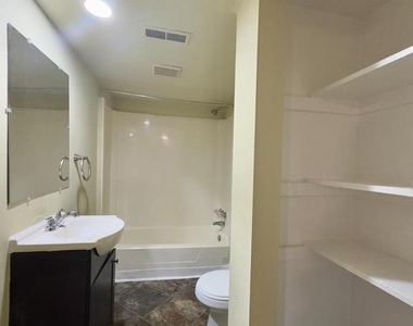 1503 Eutaw Place - Photo Thumbnail 3