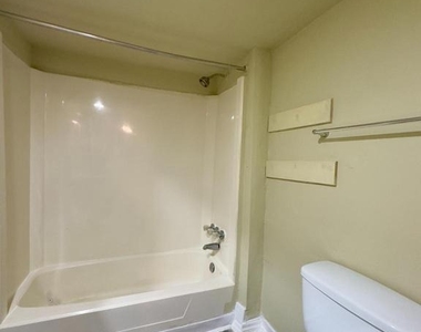 1503 Eutaw Place - Photo Thumbnail 4
