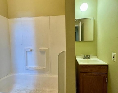 1503 Eutaw Place - Photo Thumbnail 3