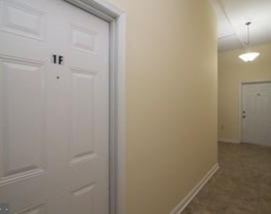 1512 W Mount Royal Avenue - Photo Thumbnail 3
