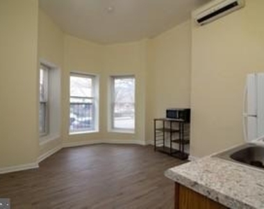 1512 W Mount Royal Avenue - Photo Thumbnail 8