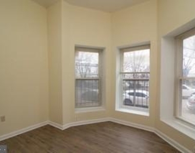 1512 W Mount Royal Avenue - Photo Thumbnail 6