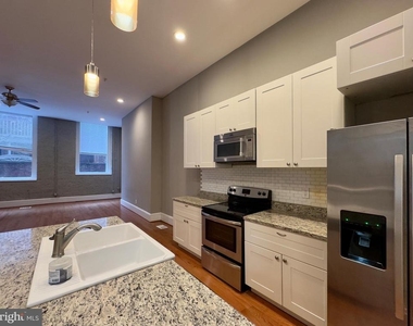 7 W Mulberry Street - Photo Thumbnail 4