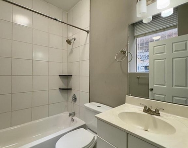7 W Mulberry Street - Photo Thumbnail 11