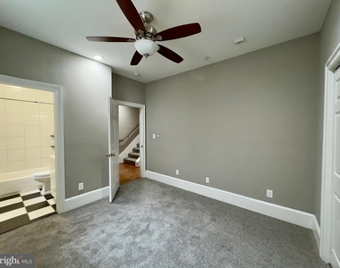 7 W Mulberry Street - Photo Thumbnail 10