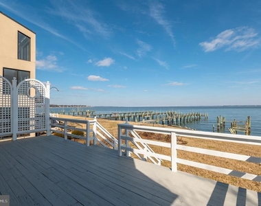 3563 Narragansett Avenue - Photo Thumbnail 14