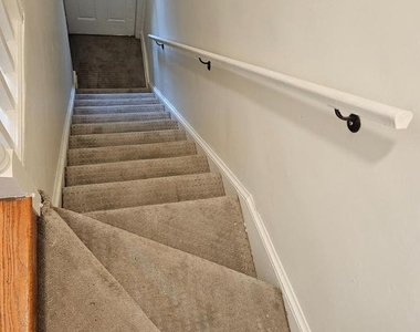 1722 H Street Ne - Photo Thumbnail 13