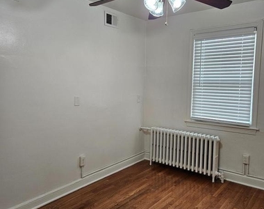 1722 H Street Ne - Photo Thumbnail 9